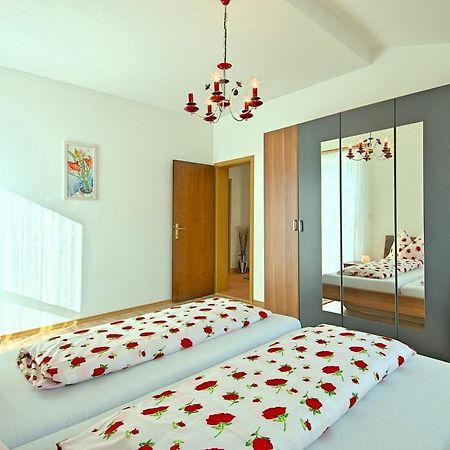 App Rosi Apartment Porec Bagian luar foto