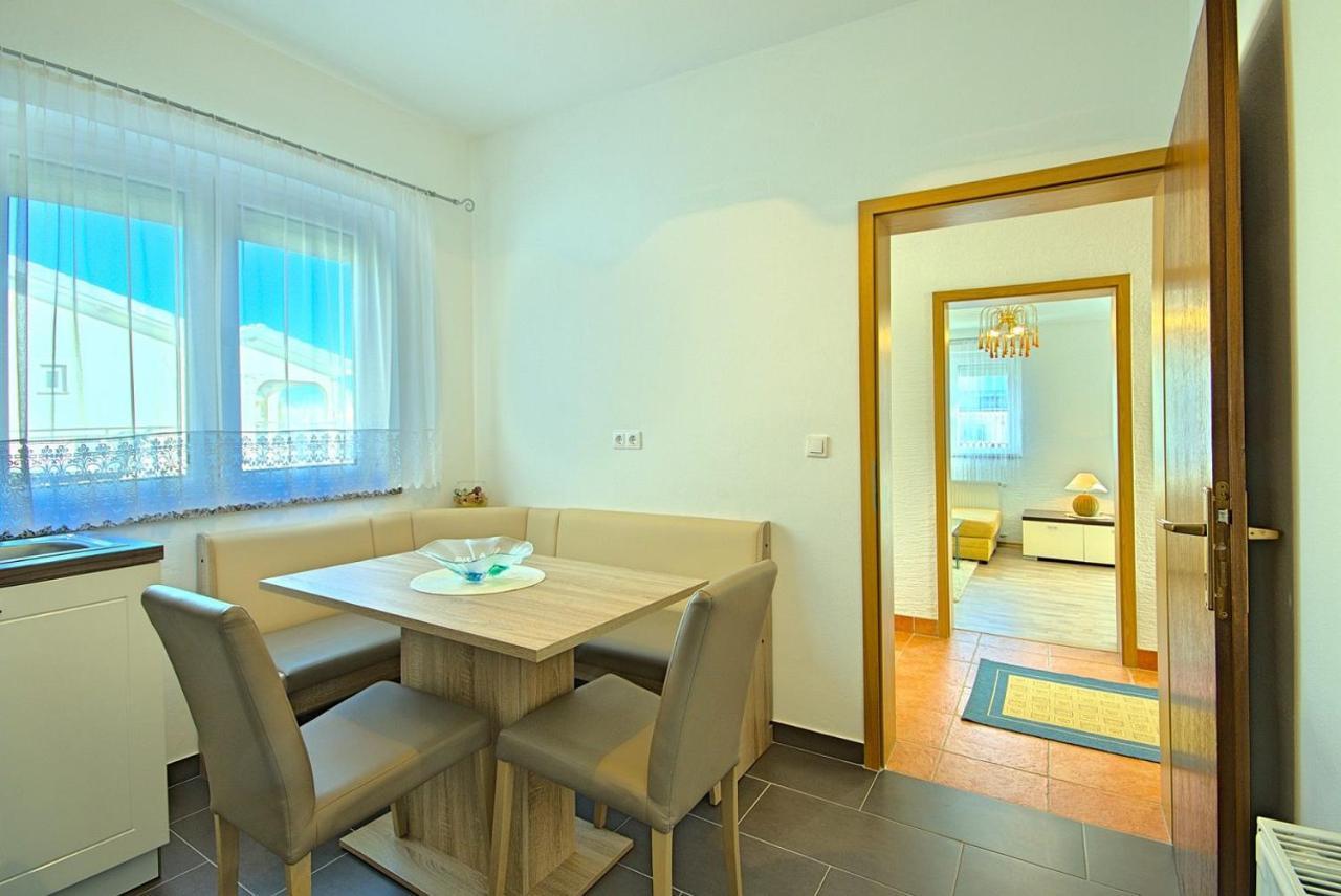 App Rosi Apartment Porec Bagian luar foto